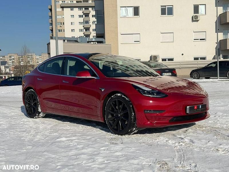 Culoarerosu Utilizat 2019 Tesla Model 3 Berlinǎ | 23.500 EUR (Preț OK) - Imagine 1/4