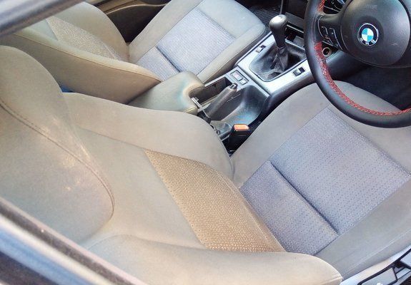 Second-hand BMW 320 130 CP (95 kW) 2004 Negru Break