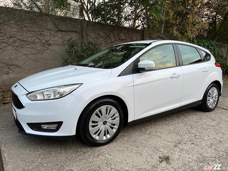 Alb Second-hand 2017 Ford Focus Berlinǎ | 6.650 EUR (Preț bun) - Imagine 1/4