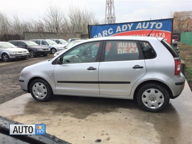 Second-hand VW Polo 70 CP (51 kW) 2003 Gri