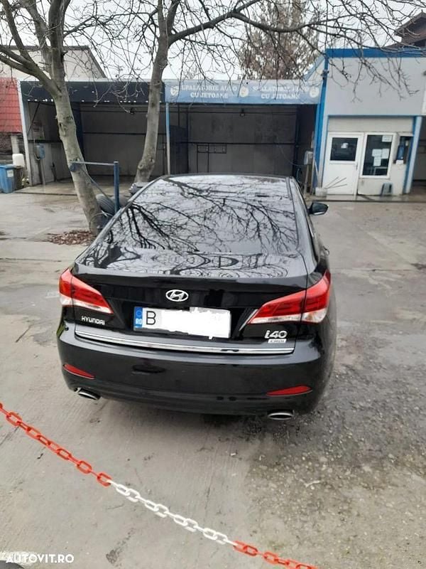 Second-hand Hyundai i40 141 CP (103 kW) 2015 Culoarenegru Break