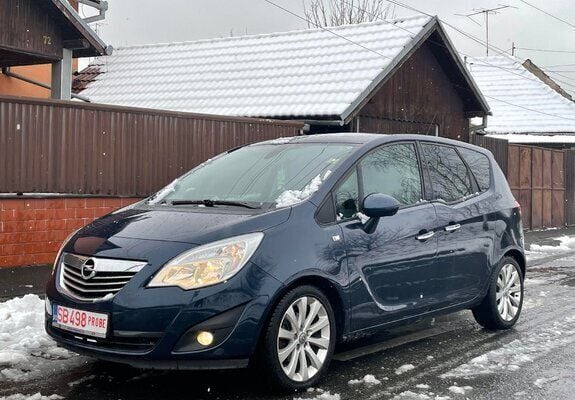 Second-hand Opel Meriva 75 CP (55 kW) 2013 Albastru Monovolum
