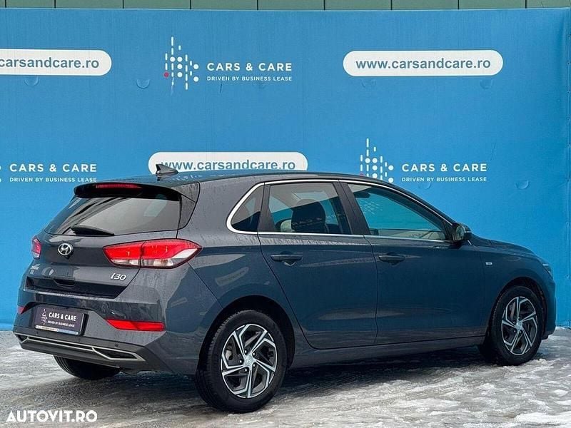 Second-hand Hyundai i30 160 CP (117 kW) 2022 Culoaregri Hatchback