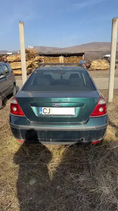 Verde Utilizat 2006 Ford Mondeo Berlinǎ | 4.000 EUR - Imagine 1/3