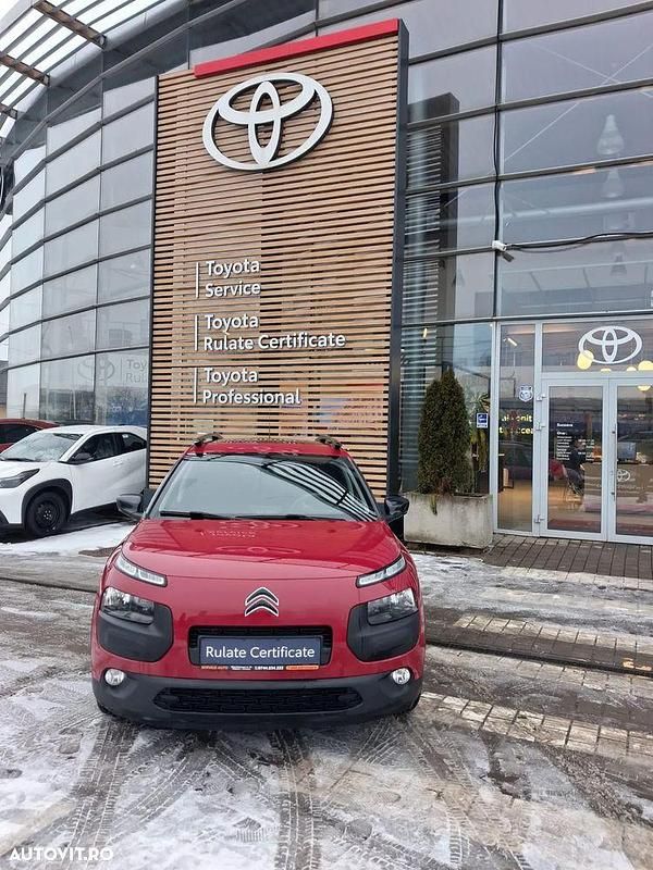 Second-hand Citroën C4 Feel 99 CP (72 kW) 2016 Culoarerosu Berlinǎ