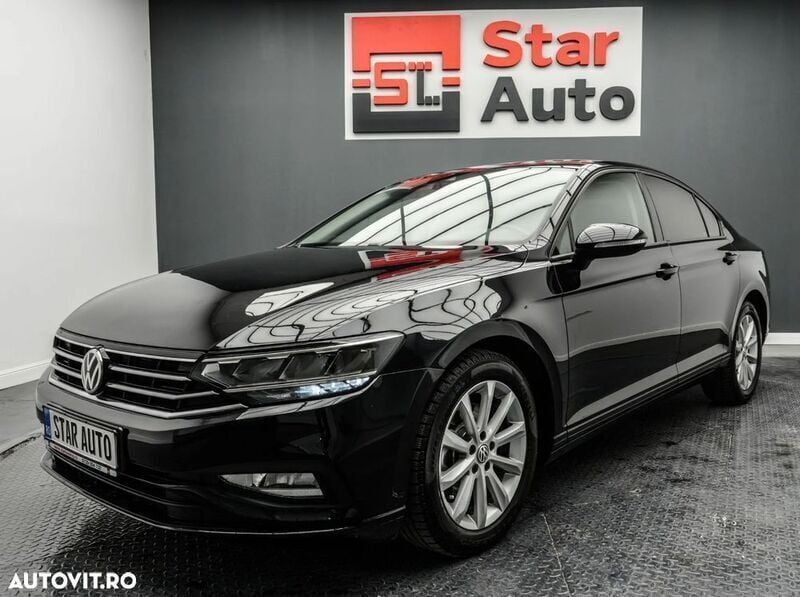 Negru Utilizat 2021 VW Passat Comfortline Berlinǎ | 16.990 EUR (Preț bun) - Imagine 1/4