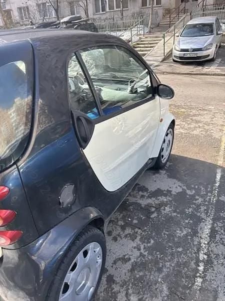 Second-hand Smart ForTwo Coupé 45 CP (33 kW) 2006 Alb Coupe