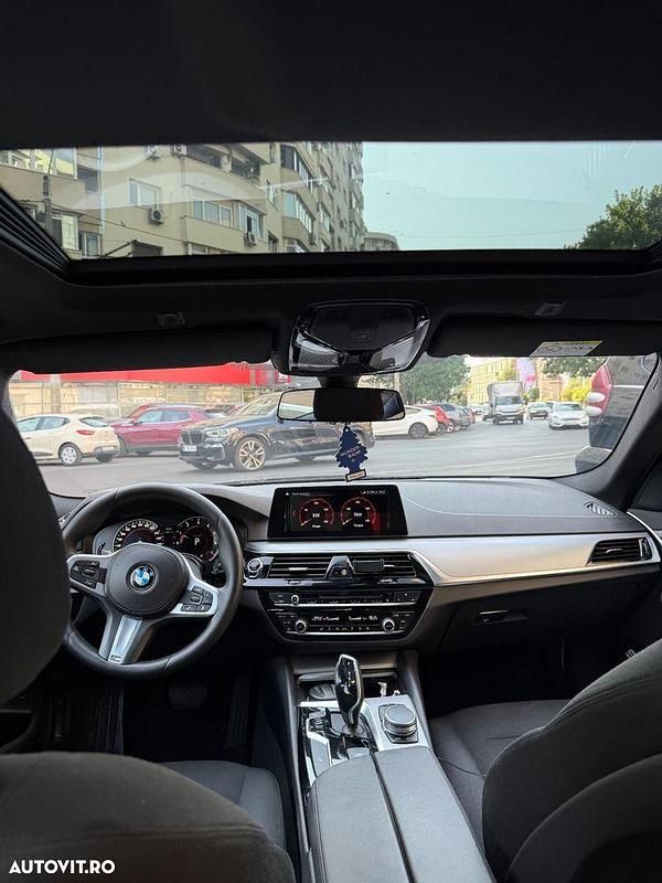 Second-hand BMW 530 M Sport 252 CP (185 kW) 2017 Culoarenegru Berlinǎ