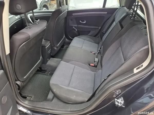 Utilizat 2010 Renault Laguna III Break | 3.450 EUR (Preț OK) - Imagine 1/4