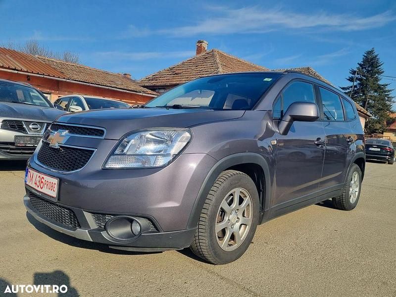 Gri Utilizat 2012 Chevrolet Orlando LT Monovolum | 5.850 EUR - Imagine 1/4