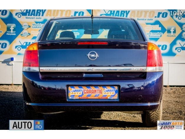 Second-hand Opel Vectra 150 CP (110 kW) 2006 Albastru marin Berlinǎ