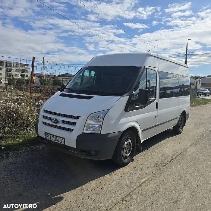 Culoarealb Second-hand 2013 Ford Transit Ambiente Break | 6.200 EUR (Preț OK) - Imagine 1/4