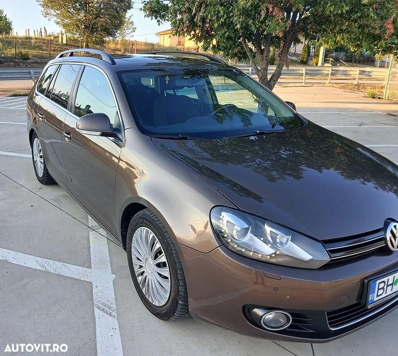 Culoaremaro Utilizat 2013 VW Golf VII Highline Break | 6.000 EUR (Preț bun) - Imagine 1/4