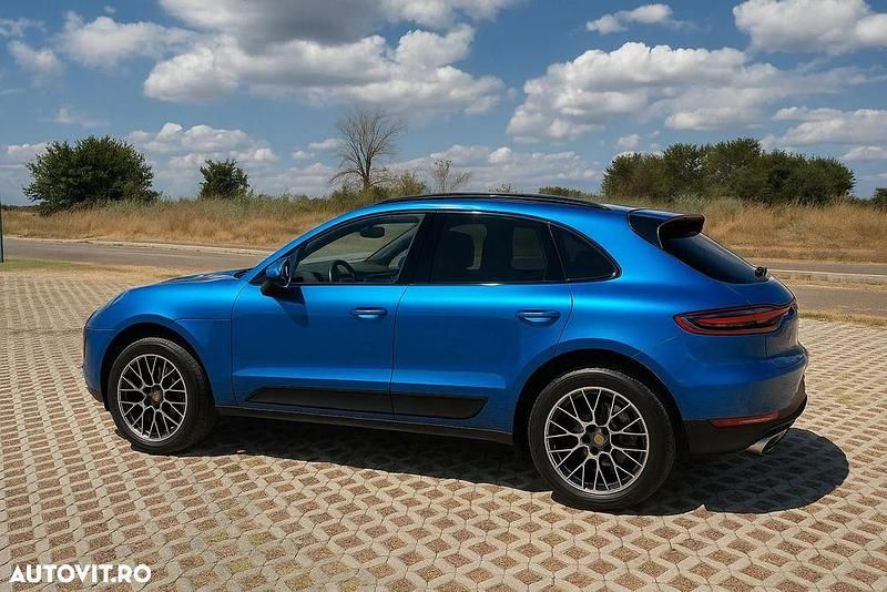 Albastru Utilizat 2017 Porsche Macan SUV | 35.719 EUR (Puțin scump) - Imagine 1/4
