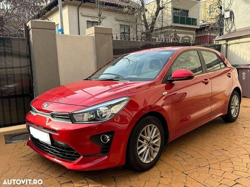 Second-hand Kia Rio Urban 120 CP (88 kW) 2020 Culoarerosu