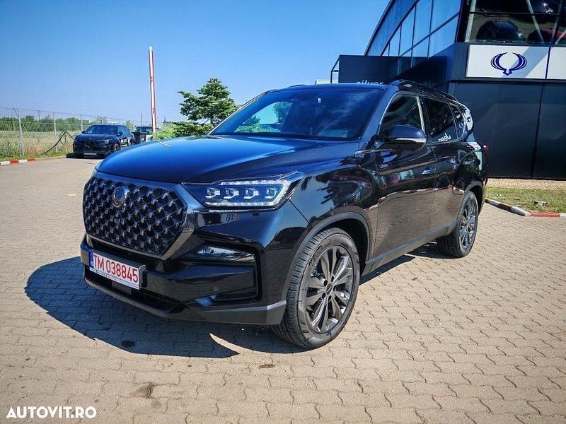 Negru Nouă 2025 Ssangyong (KGM) Rexton SUV | 48.400 EUR (Preț OK) - Imagine 1/4