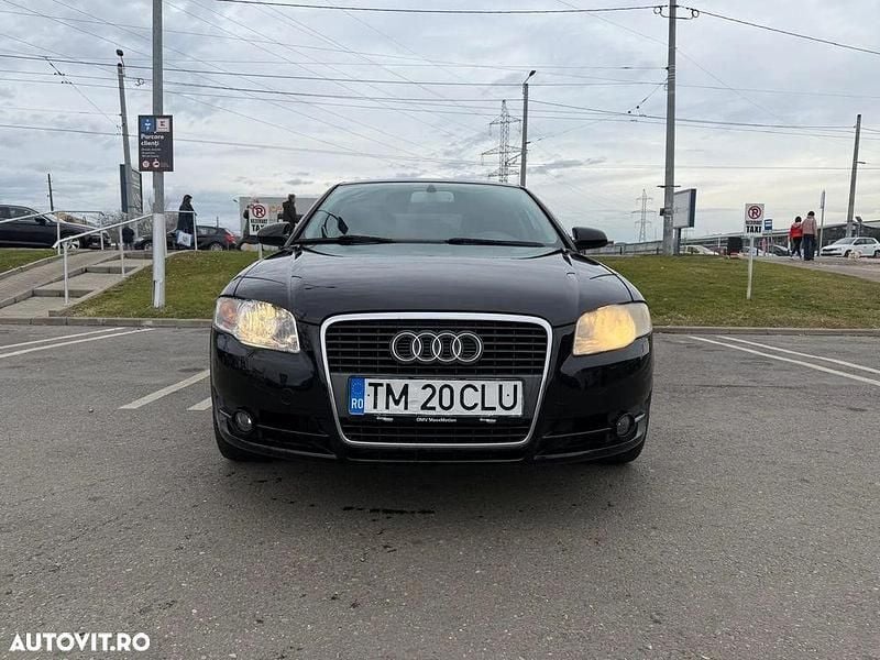 Culoarenegru Utilizat 2005 Audi A4 Berlinǎ | 2.000 EUR (Preț bun) - Imagine 1/4