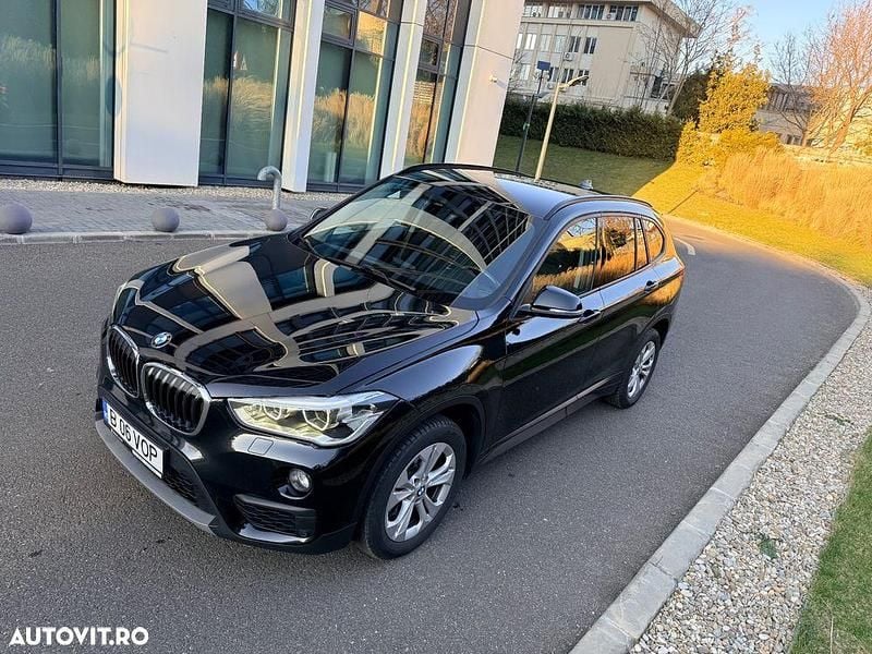 Culoarenegru Second-hand 2019 BMW X1 Comfort Edition SUV | 19.800 EUR (Super Preț) - Imagine 1/4