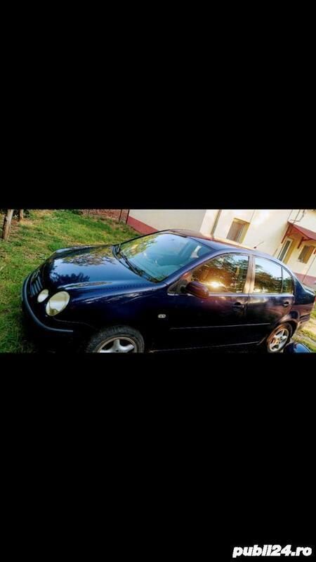 Albastru Utilizat 2004 VW Polo Berlinǎ | 2.400 EUR (Preț OK) - Imagine 1/4