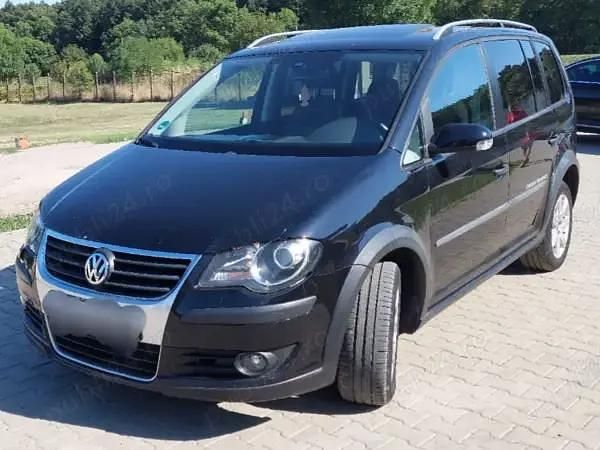 Utilizat 2008 VW Touran Cross Monovolum | 4.800 EUR - Imagine 1/4