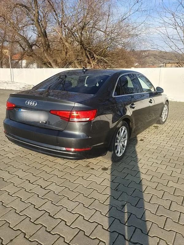 Second-hand Audi A4 150 CP (110 kW) 2016 Gri Berlinǎ
