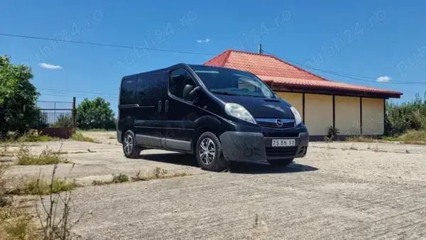 Utilizat 2012 Opel Vivaro Van | 5.600 EUR - Imagine 1/4