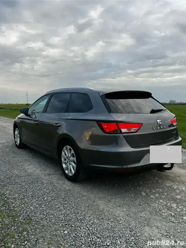 Gri Utilizat 2015 Seat Leon Berlinǎ | 5.000 EUR (Preț bun) - Imagine 1/4