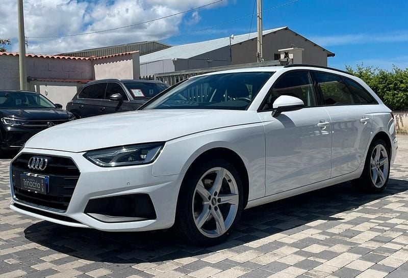 Utilizat 2021 Audi A4 Business Break | 24.016 EUR (Preț OK) - Imagine 1/1