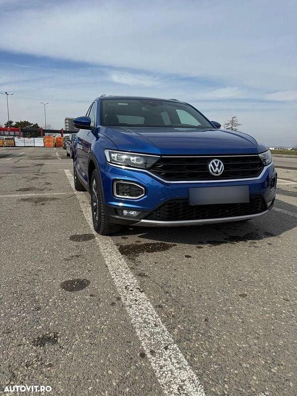 Second-hand VW T-Roc 190 CP (139 kW) 2018 Culoarealbastru SUV