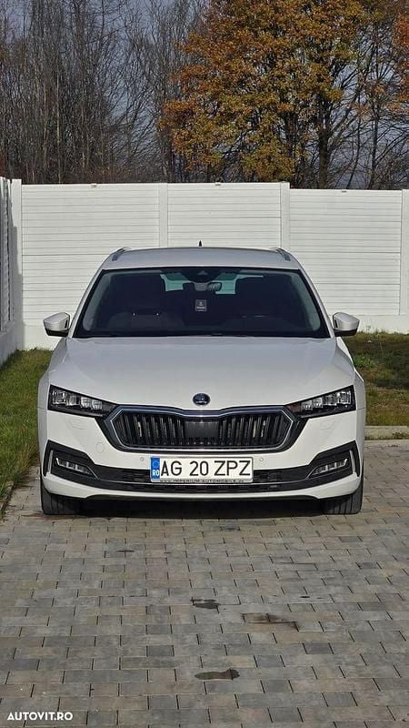 Culoarealb Utilizat 2020 Skoda Octavia Ambition Break | 13.900 EUR (Puțin scump) - Imagine 1/4