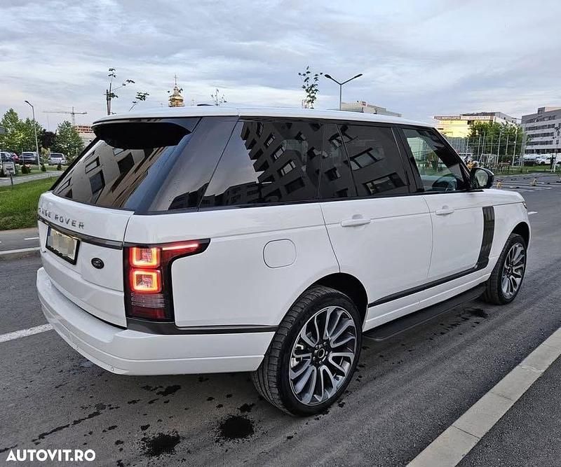 Second-hand Land Rover Range Rover 258 CP (189 kW) 2014 Culoarealb SUV