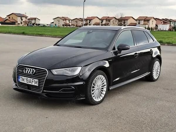 Second-hand Audi A3 e-tron 204 CP (150 kW) 2016 Negru Hatchback
