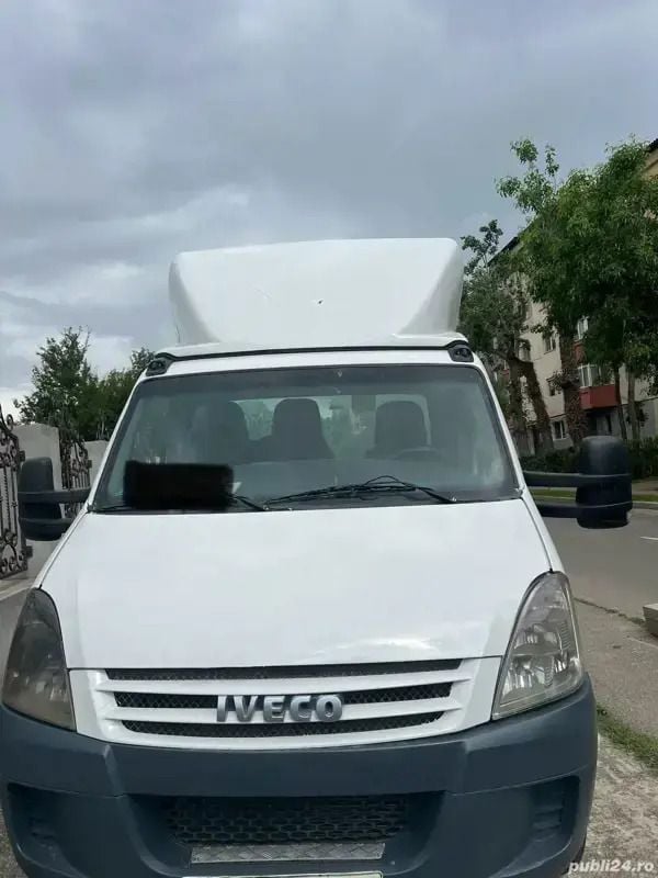Utilizat 2010 Iveco Daily | 5.000 EUR (Preț OK) - Imagine 1/4