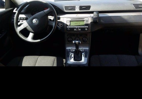 Albastru Utilizat 2007 VW Passat Break | 4.640 EUR (Puțin scump) - Imagine 1/4