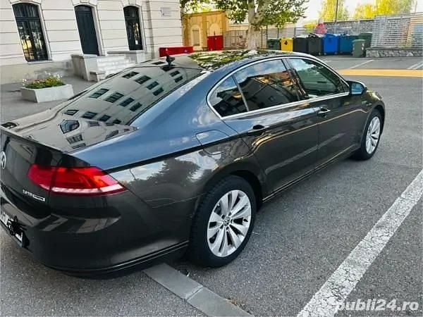 Utilizat 2017 VW Passat Berlinǎ | 12.500 EUR (Preț OK) - Imagine 1/4