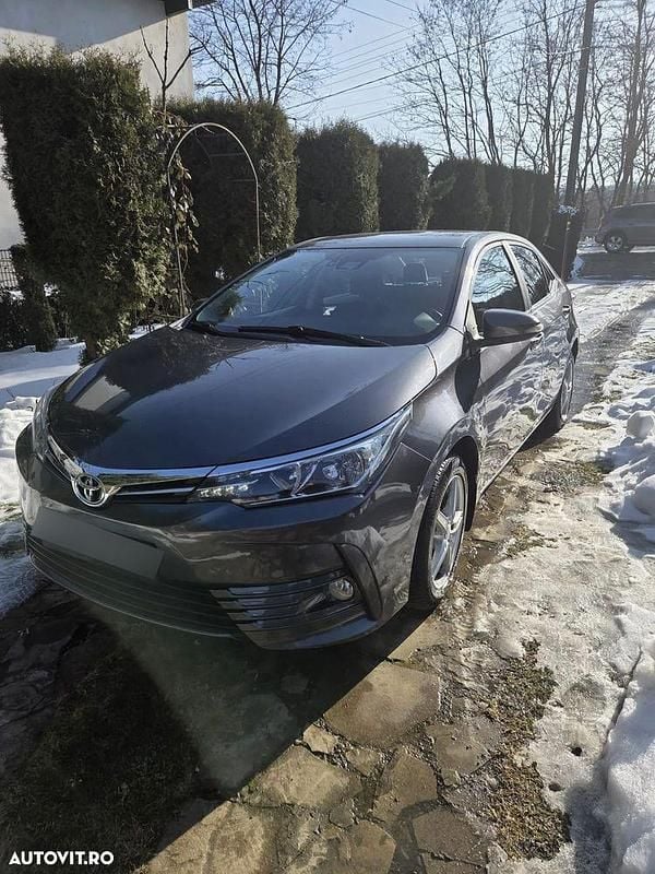 Second-hand Toyota Corolla Luna 132 CP (97 kW) 2016 Culoaregri Berlinǎ