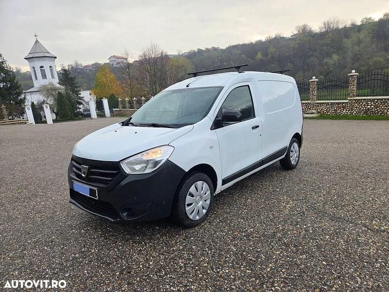 Culoarealb Utilizat 2016 Dacia Dokker Lauréate Monovolum | 4.700 EUR (Preț bun) - Imagine 1/4
