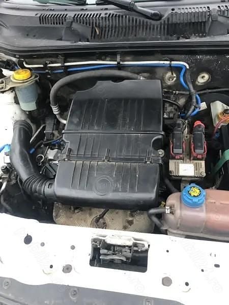 Second-hand Fiat Albea 90 CP (66 kW) 2006 Berlinǎ