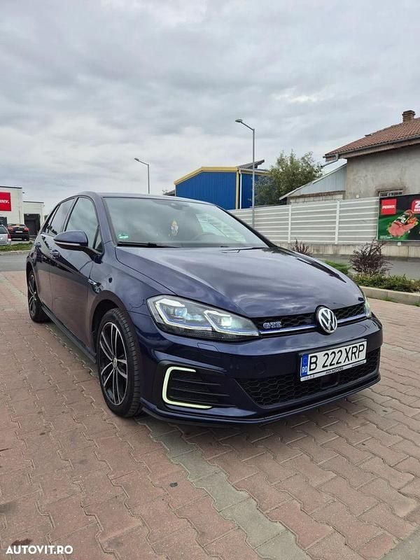 Culoarealbastru Utilizat 2018 VW Golf VII GTE | 16.300 EUR (Preț OK) - Imagine 1/4
