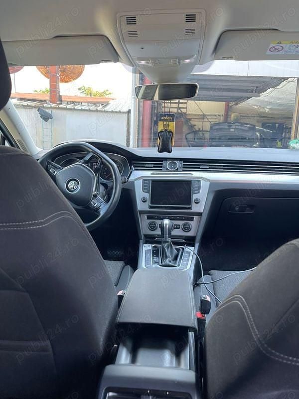 Gri Utilizat 2016 VW Passat Break | 8.200 EUR (Preț OK) - Imagine 1/4