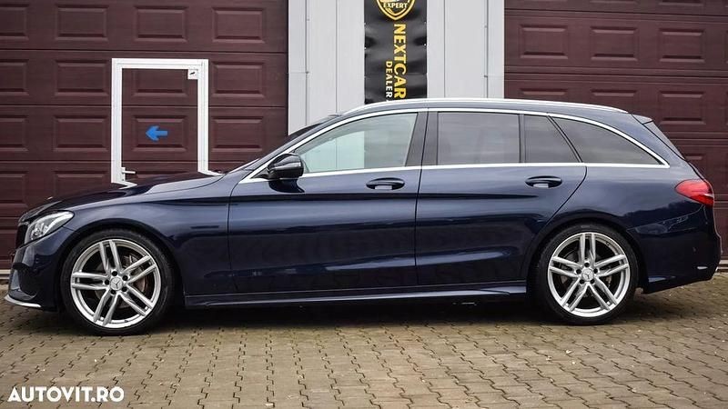 Second-hand Mercedes C220 AMG line 170 CP (125 kW) 2015 Culoarealbastru Break