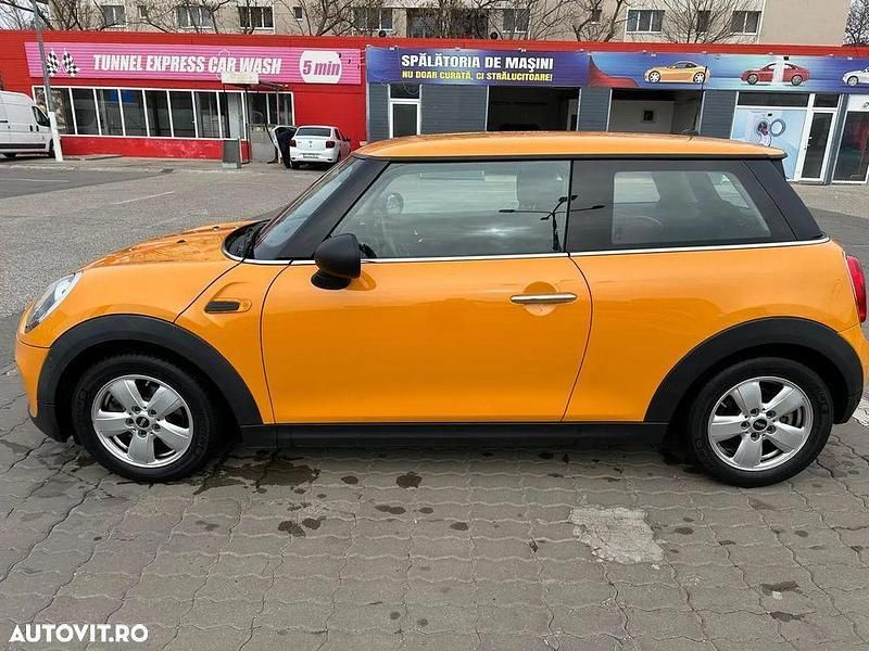 Second-hand Mini ONE 75 CP (55 kW) 2015 Portocaliu Hatchback