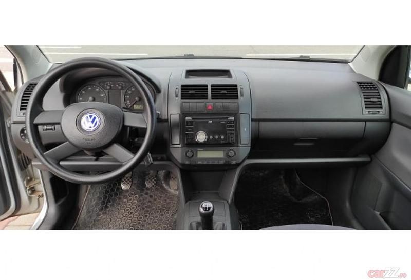 Second-hand VW Polo 75 CP (55 kW) 2002 Gri Hatchback