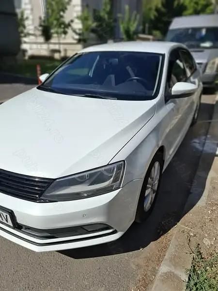 Utilizat 2015 VW Jetta Berlinǎ | 6.700 EUR (Preț OK) - Imagine 1/4