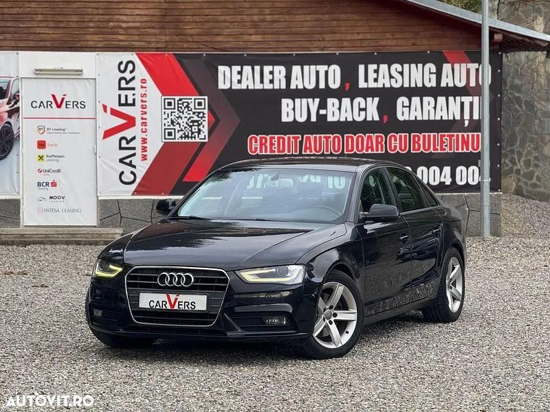 Culoarenegru Utilizat 2012 Audi A4 Attraction Berlinǎ | 10.490 EUR (Scump) - Imagine 1/4