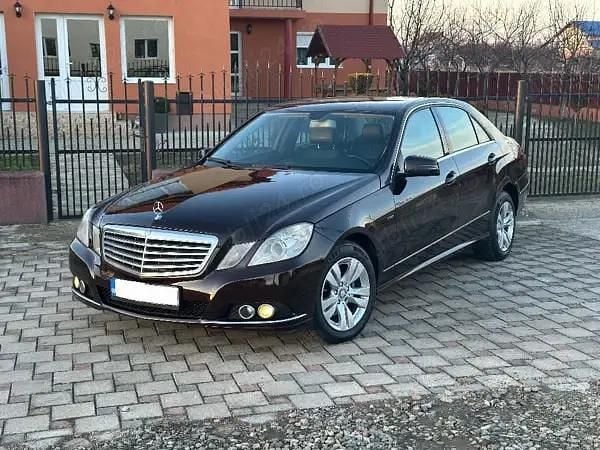 Second-hand Mercedes E200 136 CP (100 kW) 2010 Berlinǎ
