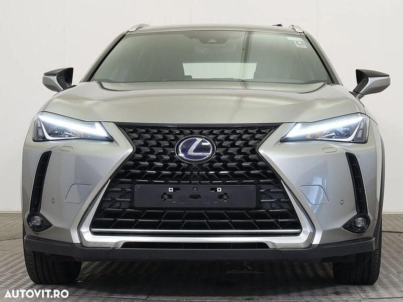 Culoareargint Utilizat 2022 Lexus UX Executive Line SUV | 23.899 EUR - Imagine 1/4