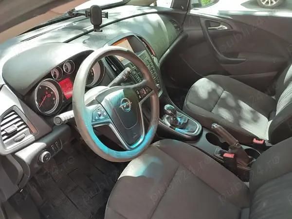 Second-hand Opel Astra 81 CP (59 kW) 2014 Gri Berlinǎ