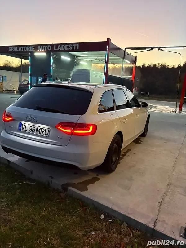 Utilizat 2012 Audi A4 | 9.600 EUR (Scump) - Imagine 1/4