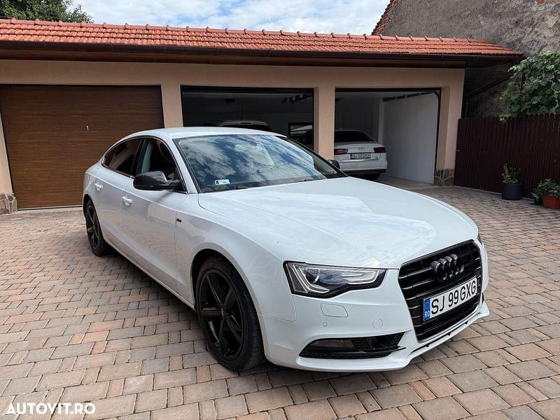 Second-hand Audi A5 190 CP (139 kW) 2015 Culoarealb Berlinǎ